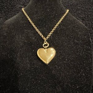 Gold Heart Pendant Necklace